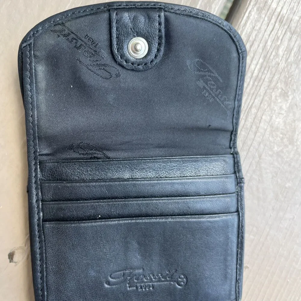 FOSSIL Vintage Women's Wallet Small Black Leather Medallion Card Slots Billfold